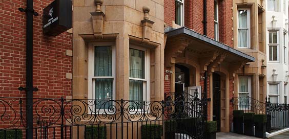 Cheval Phoenix House chelsea london review exterior
