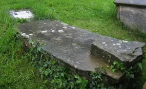 Robert Willance’s grave in the churchyard of St Mary’s, Richmond - in accordance with his wishes, his leg which had been amputated and buried ten years previously was exhumed and reinterred with the rest of his mortal remains