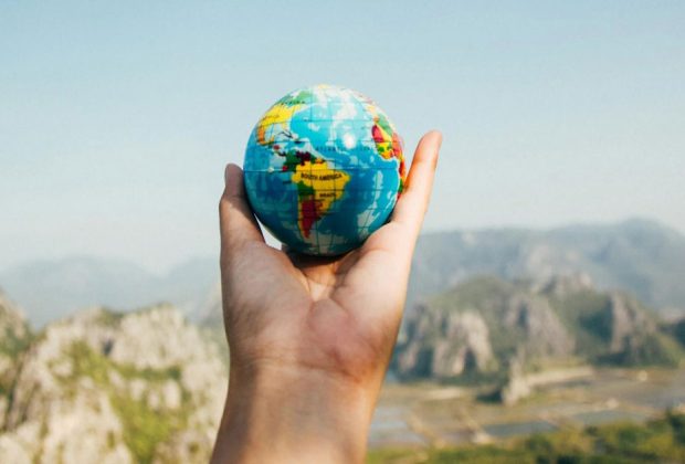 15 Amazing Careers That You Can Do Anywhere In The World (1)