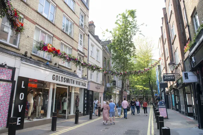 24 Hours in Seven Dials, London – Travel Review shopping