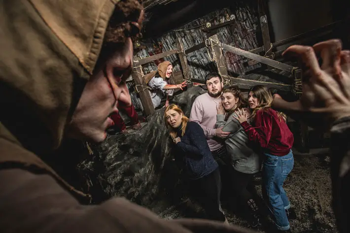 48 hours in edinburgh travel review dungeon