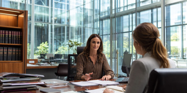 6 Reasons to Seek Specialist Legal Advice When Workplace Disputes Arise (1)