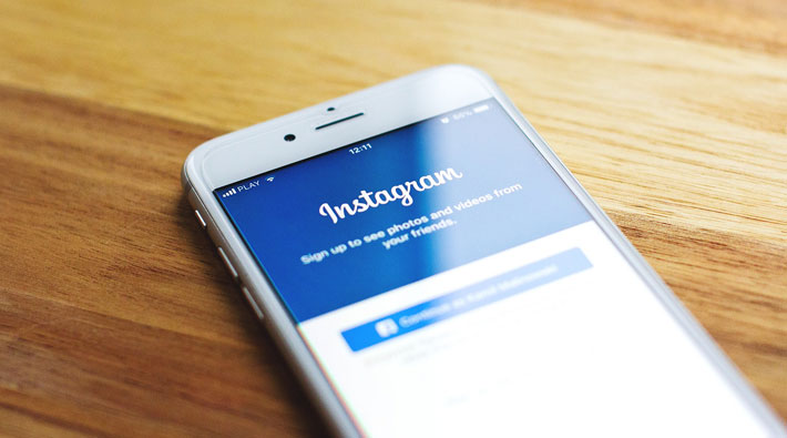 8 Huge Benefits of Increasing Followers on Instagram phone