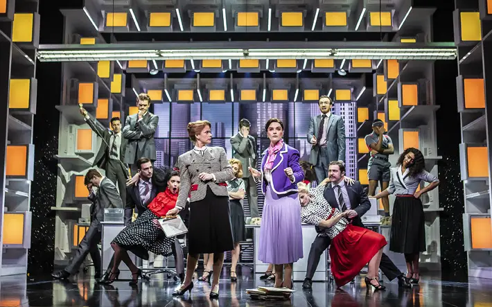 9 to 5 review sheffield lyceum 2022
