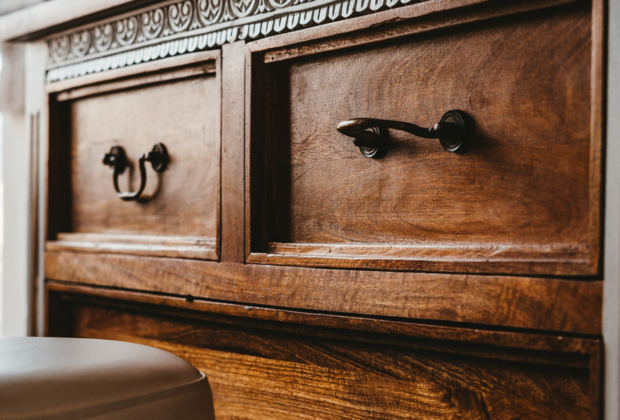 A Quiet and Functional Drawer Slide