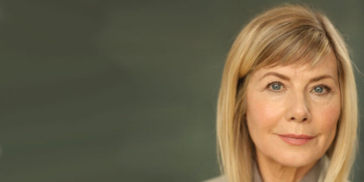 An interview with Glynis Barber