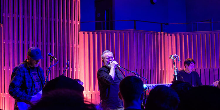 Arab Strap – Live Review – Howard Assembly Rooms, Leeds (2)
