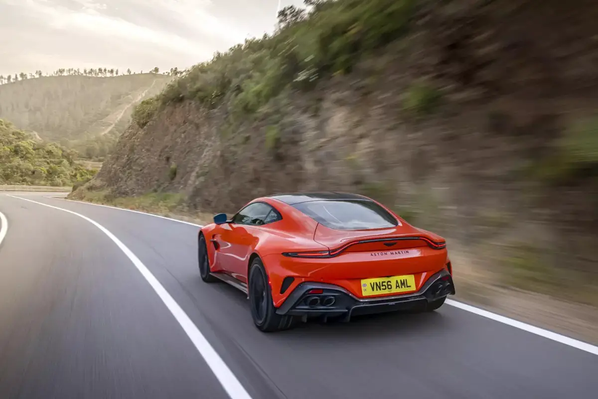 Aston Martin Vantage