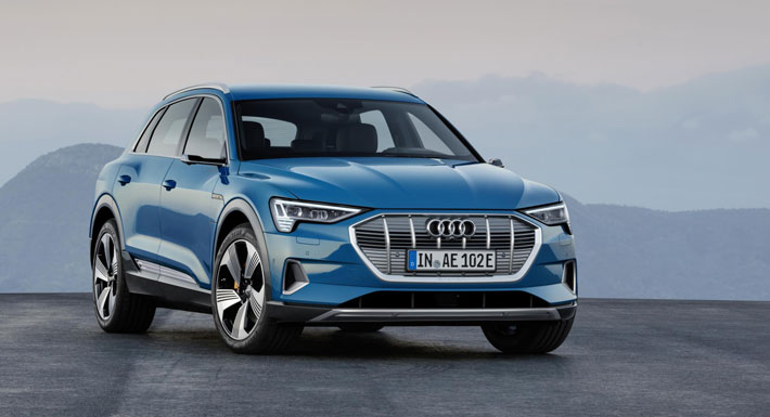 Audi e-tron 55 Quattro car Review front