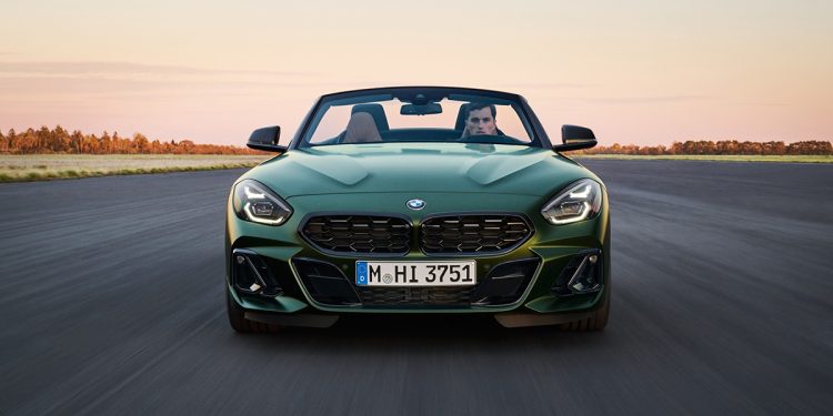 BMW G29 Z4 M40i Handschalter - Car Review