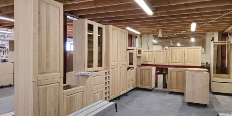 Before You Commission a Bespoke Kitchen What Should You Actually Be Paying For (3)