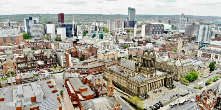 Best Towns to Live in for a Commute to Leeds main