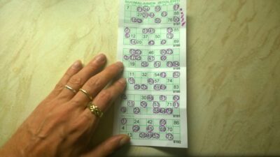 Playing Online Bingo — why do Brits Love it so Much?