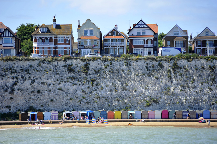 Broadstairs in Kent, Royal Albion Hotel and The Yarrow – Review beach huts