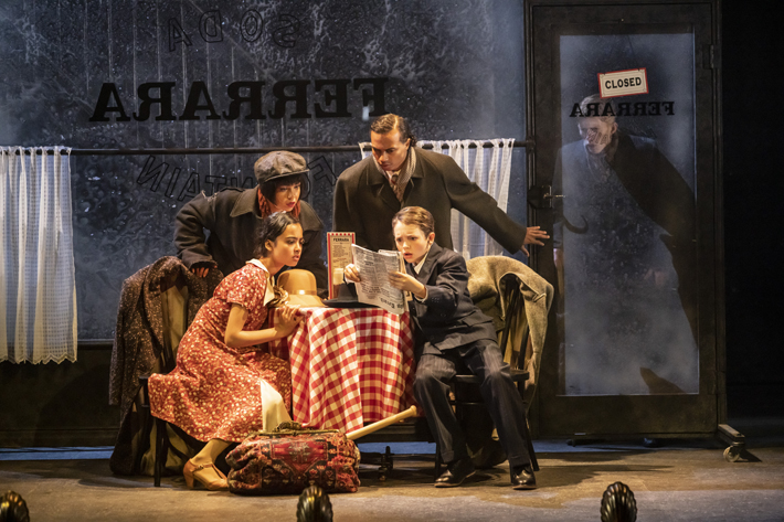 Bugsy Malone – Review – Leeds Grand Theatre musical