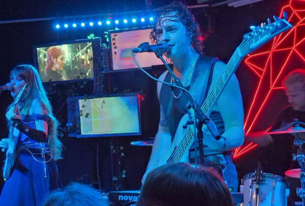 Calva Louise – Live Review – Hyde Park Book Club, Leeds (1)