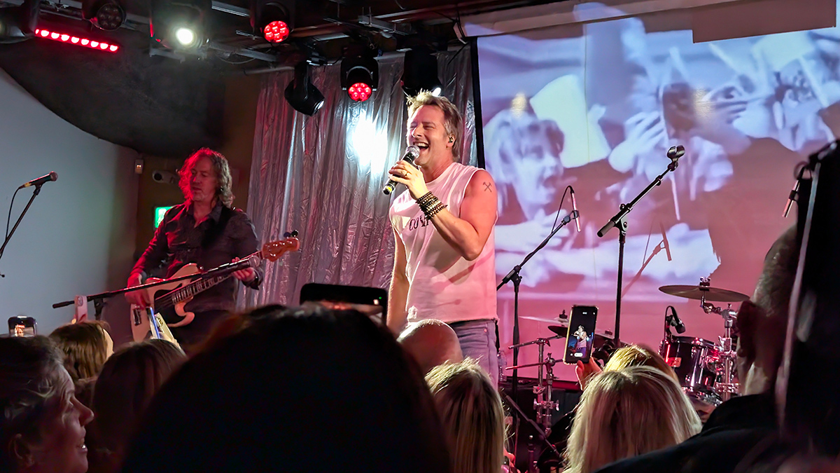 Chesney Hawkes - Brudenell Leeds Review