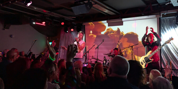 Chesney Hawkes - Brudenell Leeds Review