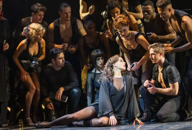 Chicago – Review – Bradford Alhambra Theatre (3)