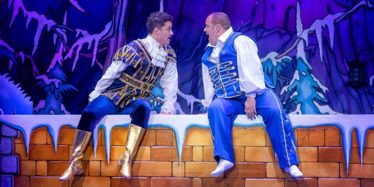 Cinderella – Review – Hull New Theatre (4)