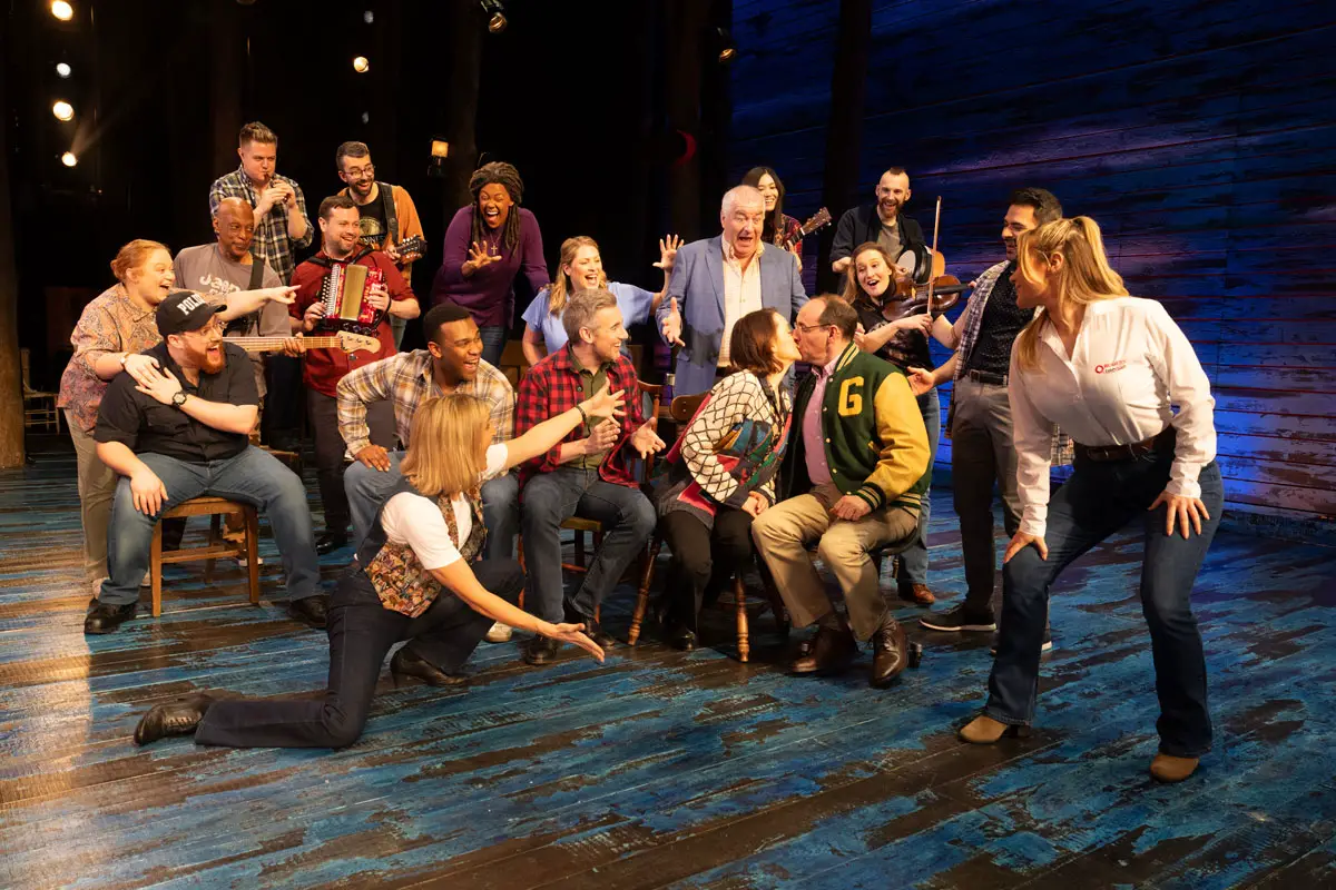 Come From Away – Review – Grand Theatre, Leeds (3)