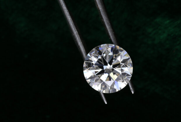 Complete Guide to Round-Cut Diamonds main