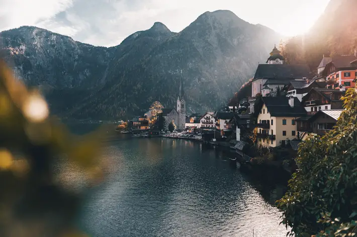 Countryside Vacation Spots in Europe to Visit at Least Once in a Lifetime halstatt
