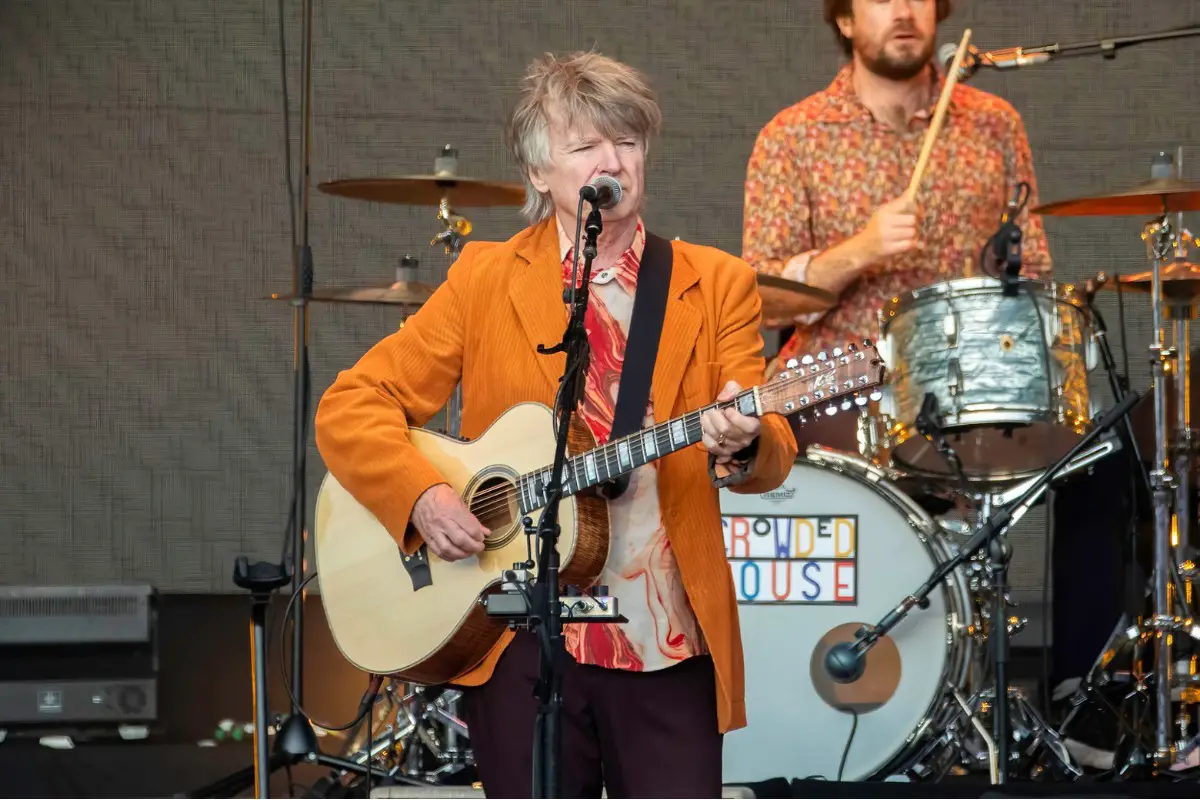 Crowded House Live Review Piece Hall Halifax 