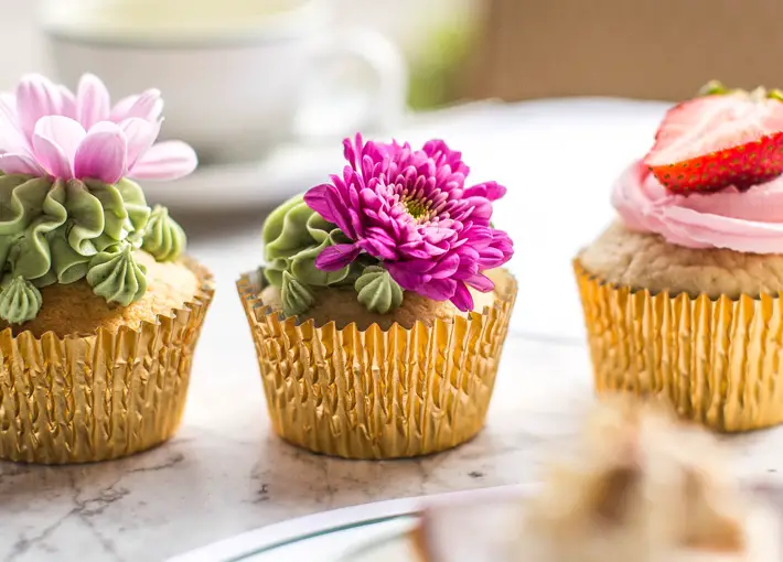 DIY Gifts to Treat Your Mum To This Mother's Day cupcakes