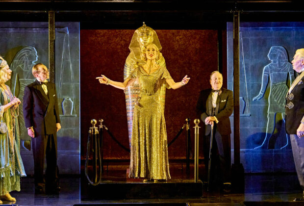 Death on the Nile Review Sheffield Lyceum Theatre (2)