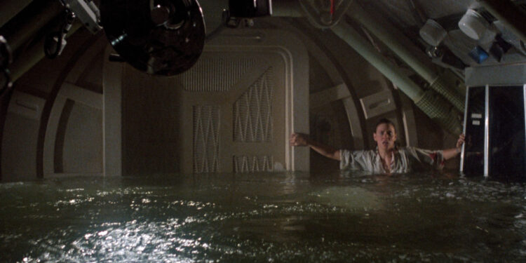 Deepstar Six (1990) – Film Review