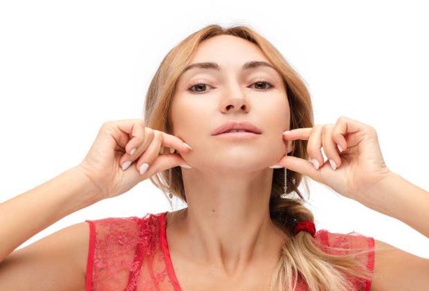 Eight Awe-Inspiring Tips to Make Your Face Wrinkle-Free (1)