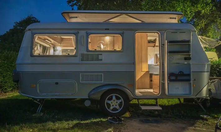 Enjoy caravan rental at the fraction of a rental company’s price static