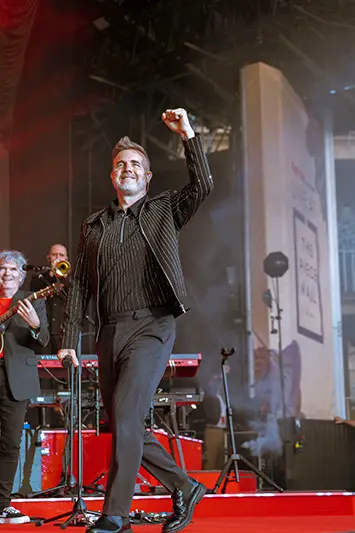 Gary Barlow The Piece Hall