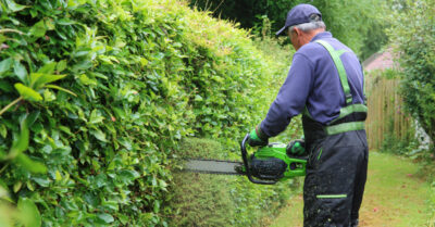Gas Hedge Trimmer 5 Safety Tips Every Homeowner Should Know (2)