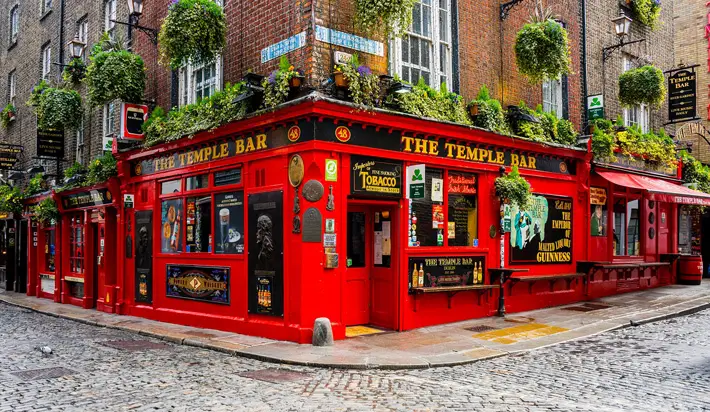 Great Ways to Explore Ireland drinking