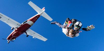 High-up thrills excursions for people who love heights skydive