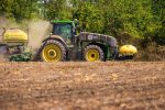 How IoT is Transforming the British Agriculture Sector (2)