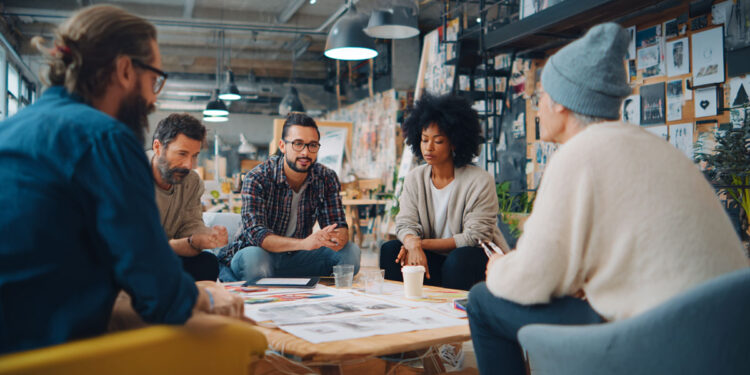 How Small Business Owners Can Build Recognition Through Simple Visual Choices (2)