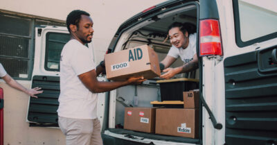 How to Choose a Courier Service for Your Business (1)