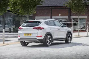 hyundai tucson review back view