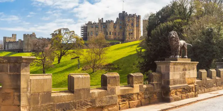 Journeying Through the Legends of British Castles Alnwick Castle