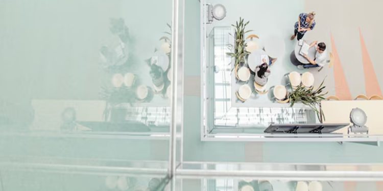 Key Advantages of Glass Office Walls for Open Spaces
