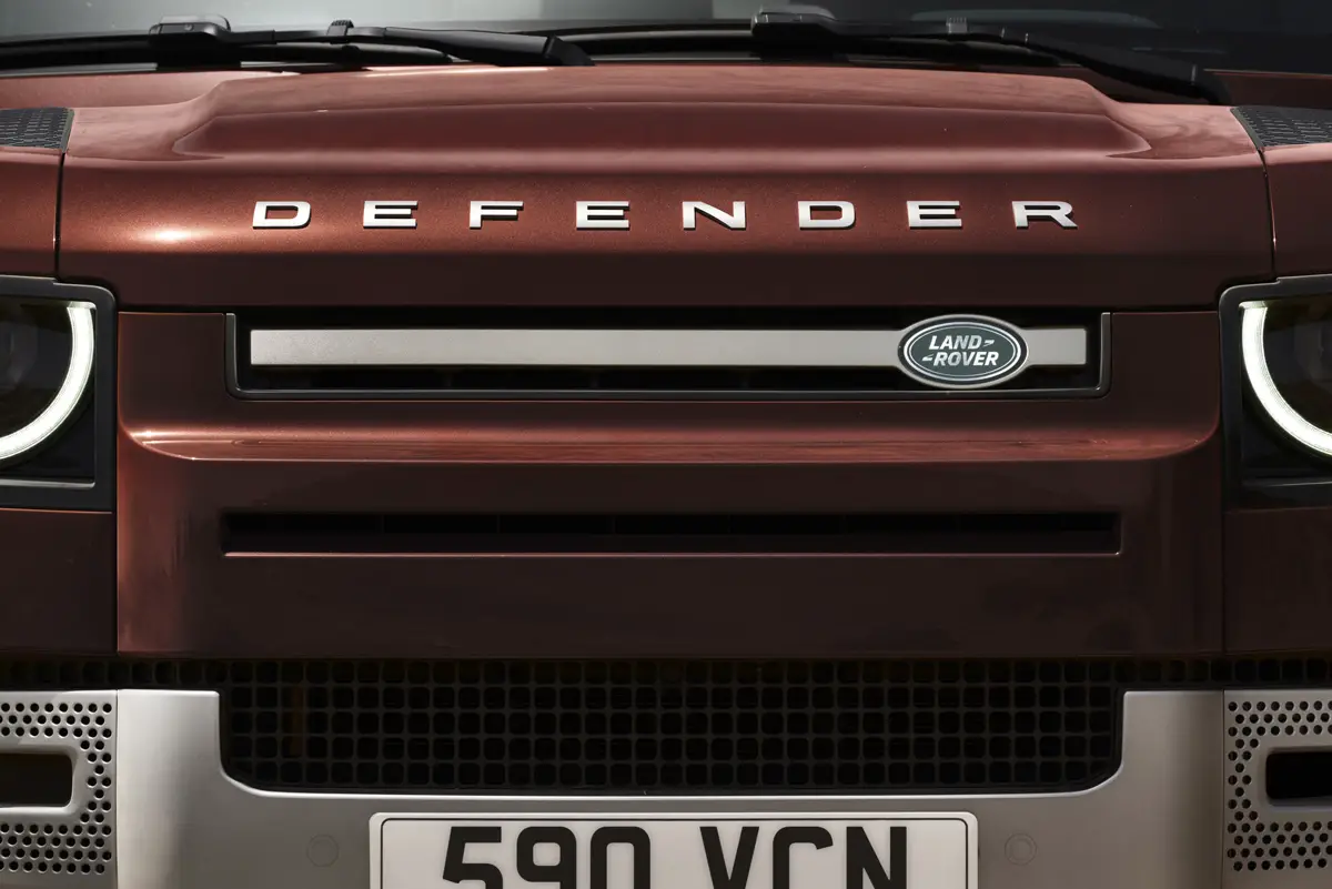 Land Rover Defender 130 V8