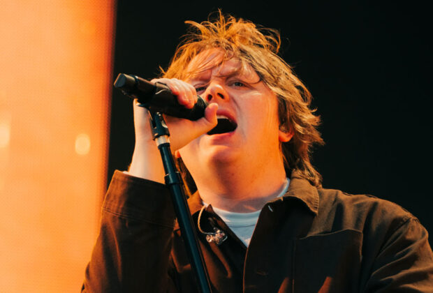 Lewis Capaldi Live Review Roundhay Park, Leeds (3)