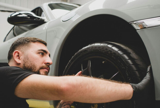 London Traffic and Pollution Why Your Car Needs Regular Detailing (2)