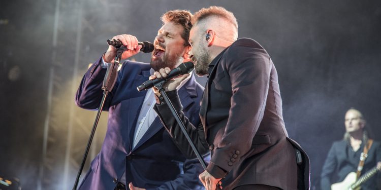 Michael Ball and Alfie Boe live review scarborough soat