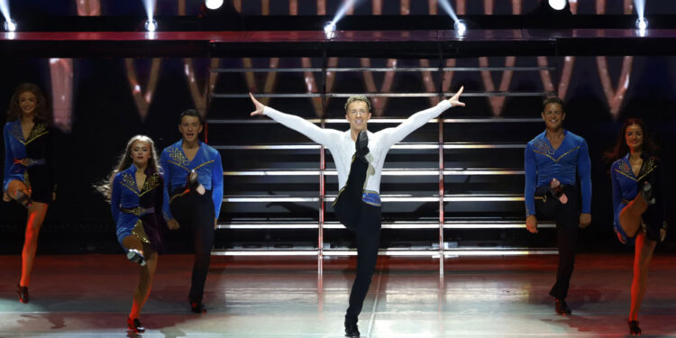 Michael Flatley's Lord Of The Dance Review Bradford Live (2)