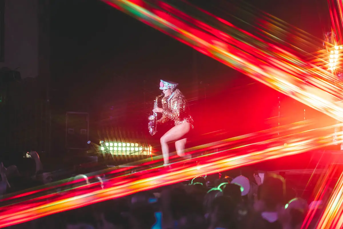 Ministry of Sound & Ellie Sax – Live Review – The Piece Hall, Halifax (1)