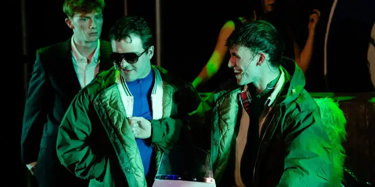 Mod Crop Review Scarborough Spa (1)